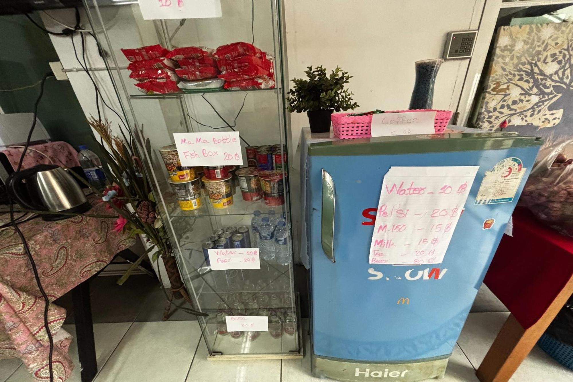 Oyo 457 パナサン ヴィラ【スタッフワクチン接種済み】 バンコク都 エクステリア 写真